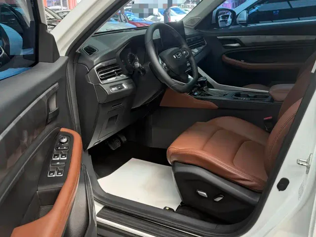 Geely Vision X6 — Фото автомобиля 12