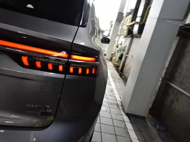 Geely Xingyue L — Фото автомобиля 7