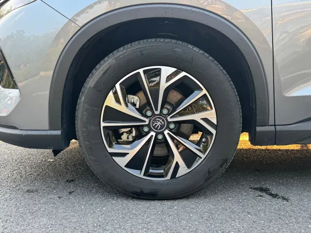 BYD Song Pro — Фото автомобиля 22