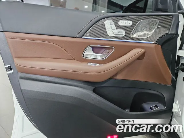 Mercedes-Benz GLE-Class — Фото автомобиля 11
