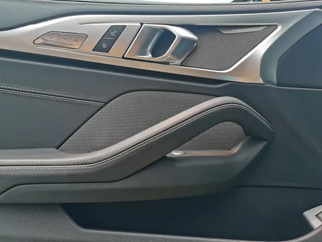 BMW 8 Series — Фото автомобиля 30