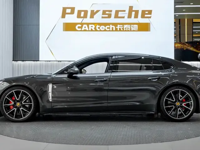 Porsche Panamera — Фото автомобиля 3
