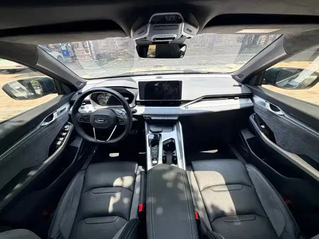 Geely Xingrui — Фото автомобиля 7