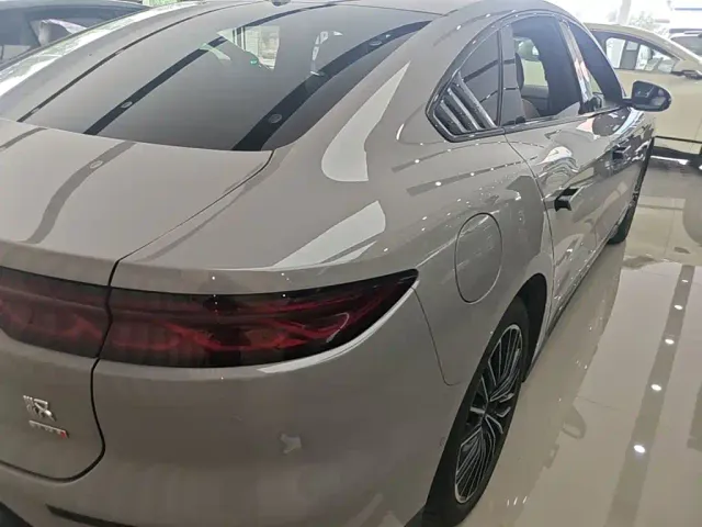 BYD Han — Фото автомобиля 7