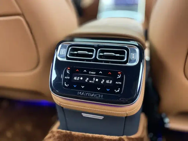 Mercedes-Benz Maybach S-Class — Фото автомобиля 23