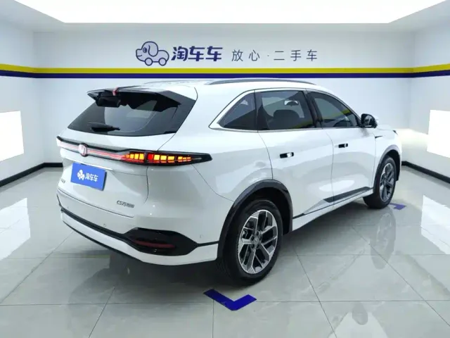 Changan CS75 Plus — Фото автомобиля 3