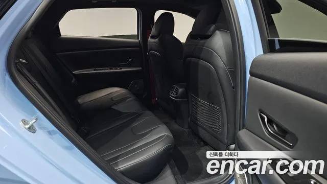 Hyundai AVANTE — Фото автомобиля 11