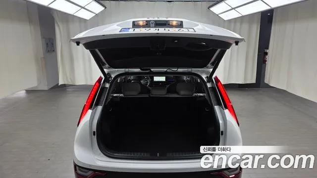 Kia Niro The All New — Фото автомобиля 23