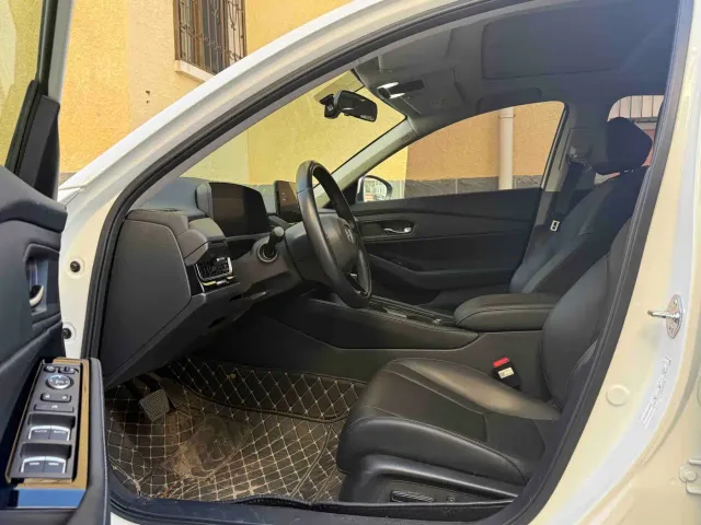 Honda Inspire — Фото автомобиля 3