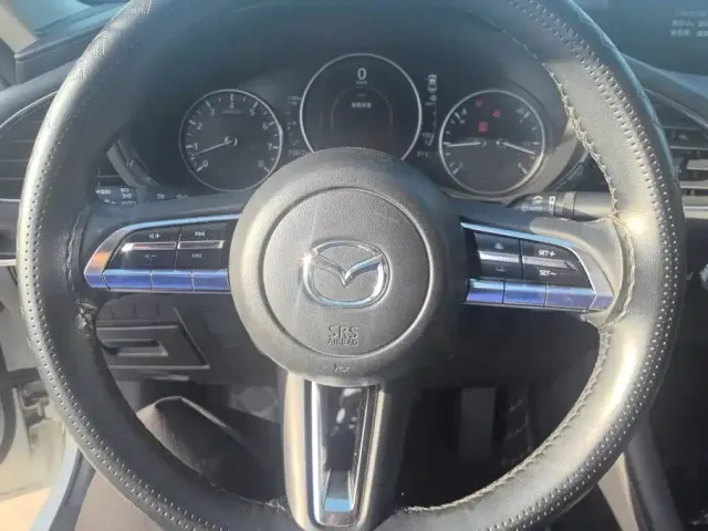Mazda Axela — Фото автомобиля 15