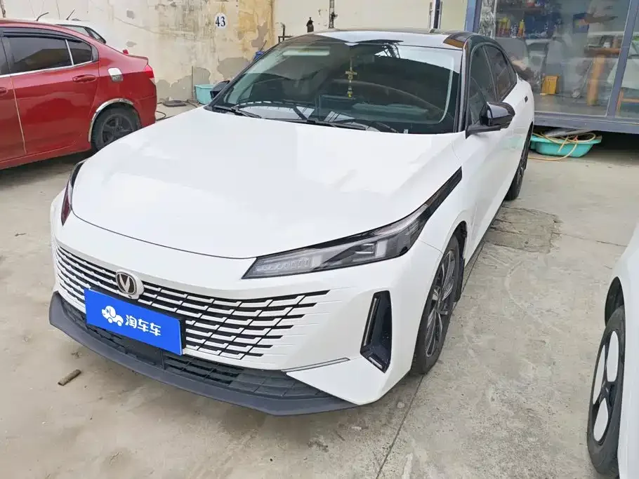 Фотография автомобиля — Changan Yida