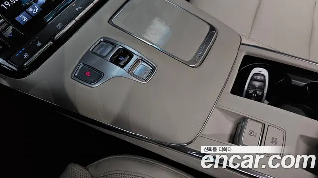Hyundai Grandeur Grandeur (New) — Фото автомобиля 9