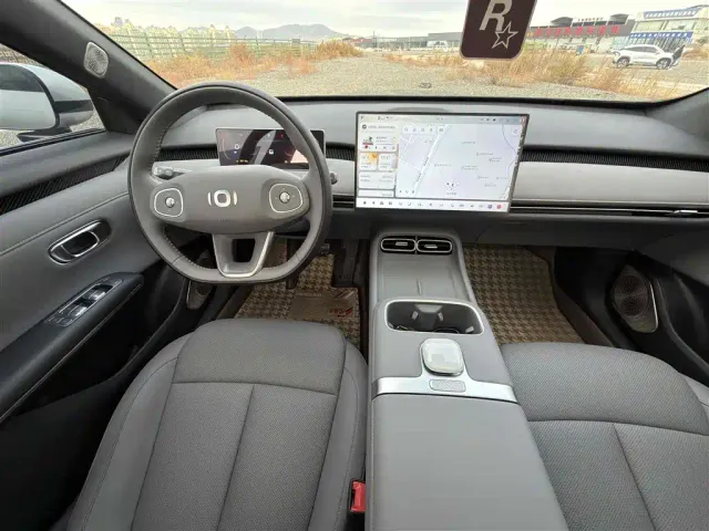 Changan Qiyuan A06 — Фото автомобиля 9