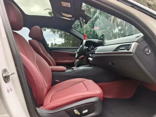 BMW 5 Series — Фото автомобиля 10