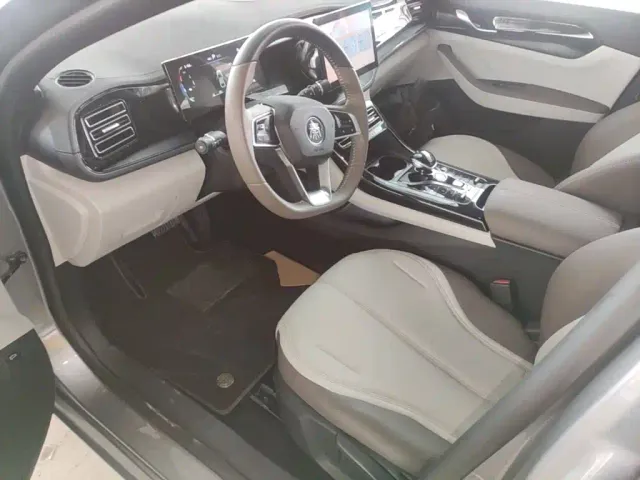 BYD Qin PLUS — Фото автомобиля 14
