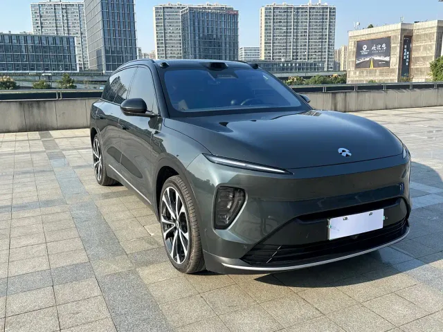 Nio ES8 — Фото автомобиля 2