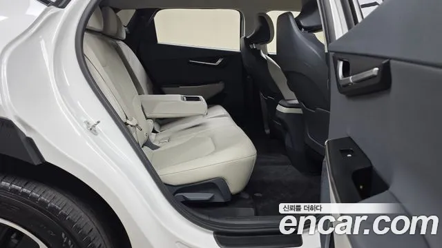 Kia EV6 — Фото автомобиля 16