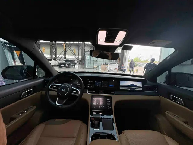 Li Auto ONE — Фото автомобиля 7