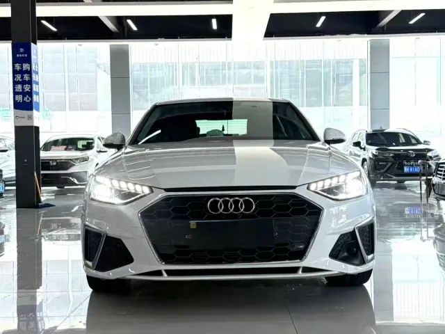 Audi A4L — Фото автомобиля 6