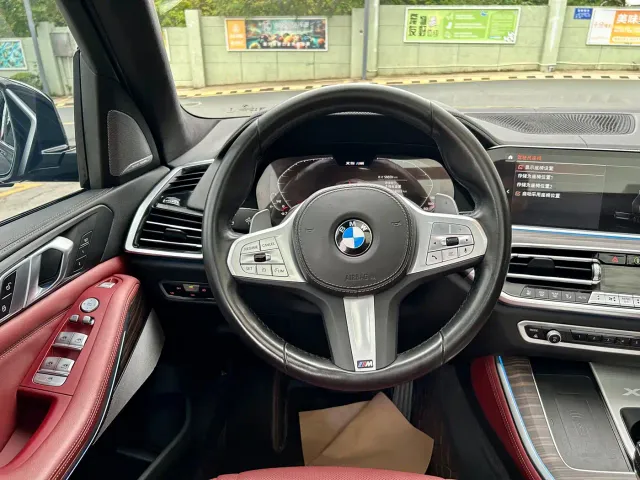 BMW X5 — Фото автомобиля 6
