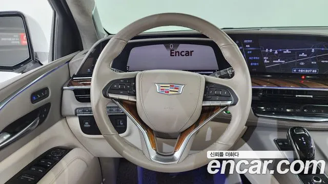 Cadillac Escalade Generation 5 — Фото автомобиля 12