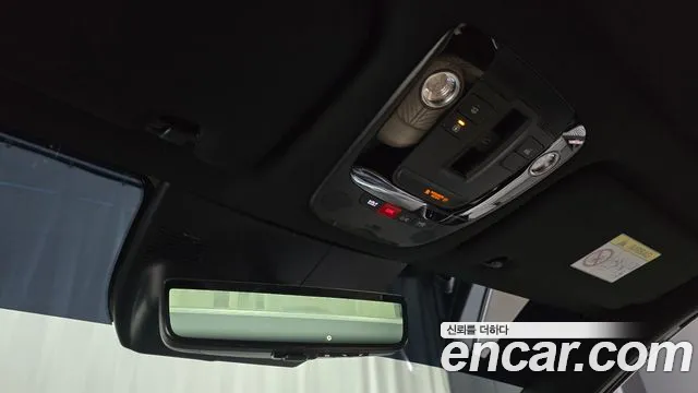 Kia Sorento Новый Sorento 4 поколение Бензин 2.5T 4WD — Фото автомобиля 23