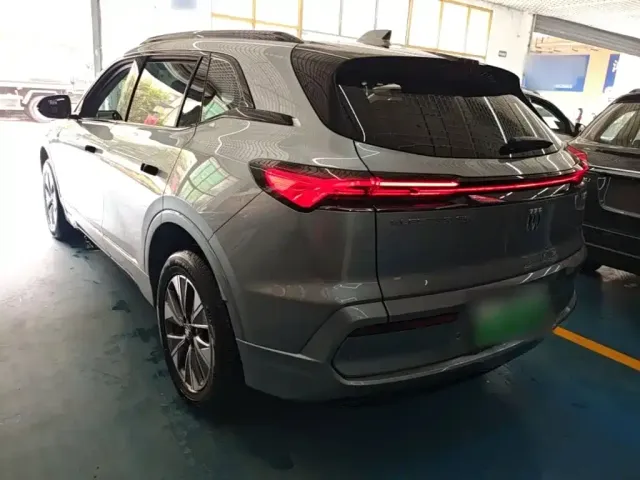 Buick Buick E5 2024 Pioneer Pro Edition — Фото автомобиля 4