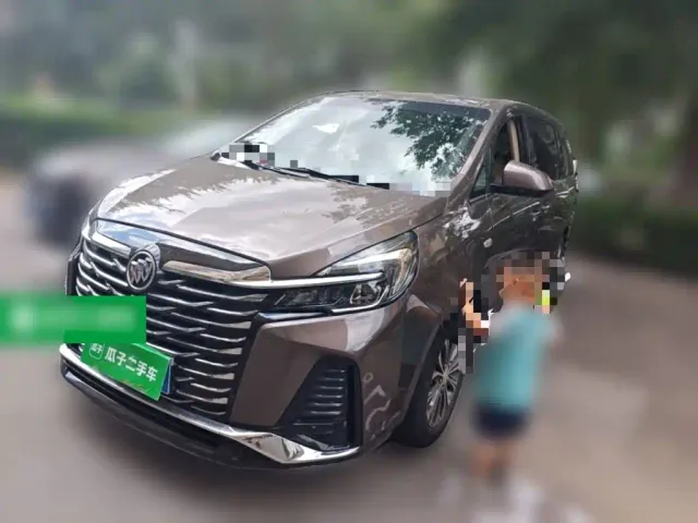 Фотография автомобиля — Buick GL8