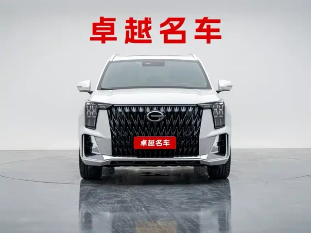GAC Trumpchi GS8 — Фото автомобиля 6