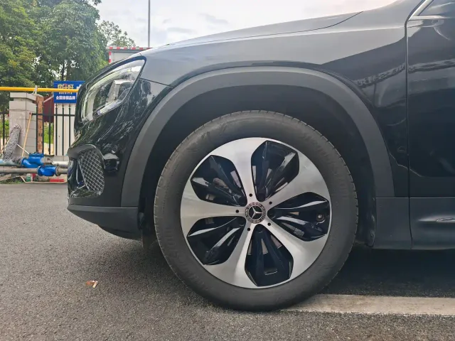 Mercedes-Benz GLB-Class — Фото автомобиля 14