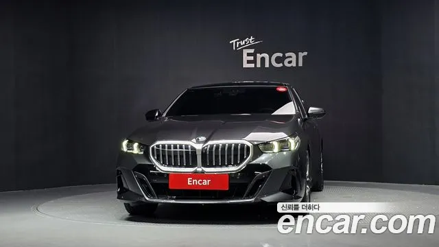 BMW 5-Series 5 серия (G60) 523d xDrive M Sport — Фото автомобиля 3