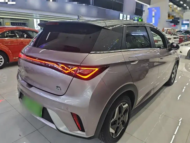 BYD Dolphin — Фото автомобиля 6