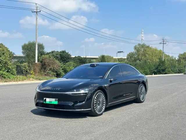 Фотография автомобиля — Stelato S9
