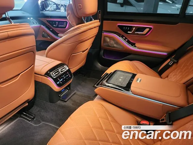 Mercedes-Benz S-Class — Фото автомобиля 11