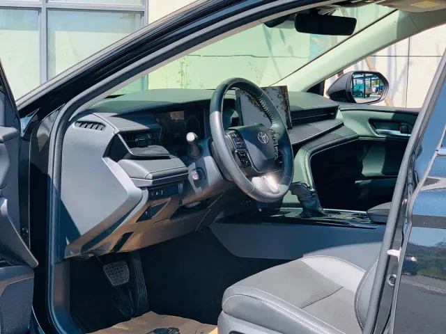 Toyota Camry — Фото автомобиля 12