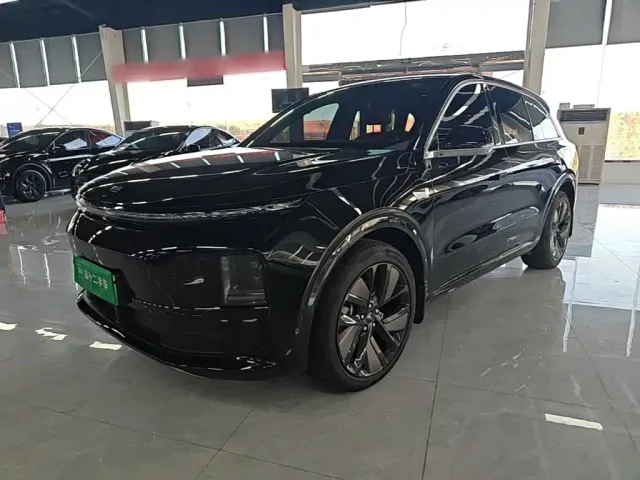 Фотография автомобиля — Li Auto L6