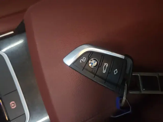 BMW 3 Series — Фото автомобиля 8