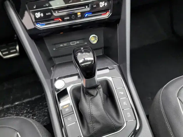 Volkswagen Tiguan L — Фото автомобиля 13
