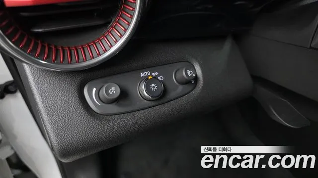 ChevroletGMDaewoo Trax Trax Кроссовер — Фото автомобиля 16