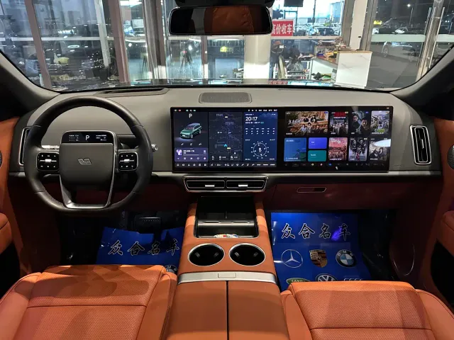 Li Auto L9 — Фото автомобиля 10