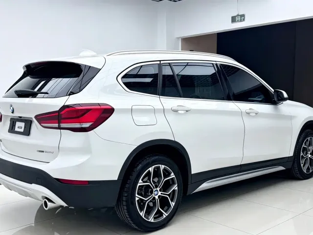 BMW X1 — Фото автомобиля 7