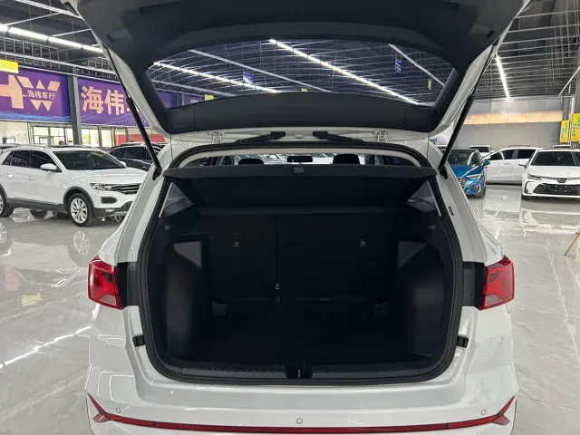 Jetta VS7 — Фото автомобиля 6