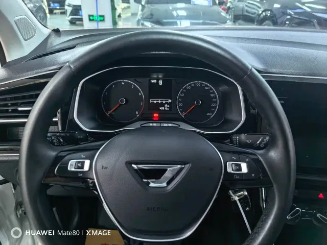 Jetta VS5 — Фото автомобиля 10