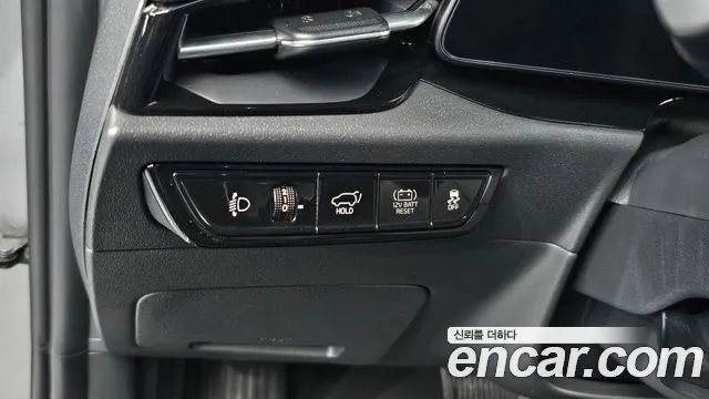 Kia Niro The All New — Фото автомобиля 13