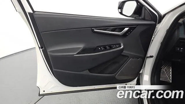 Kia EV6 — Фото автомобиля 22