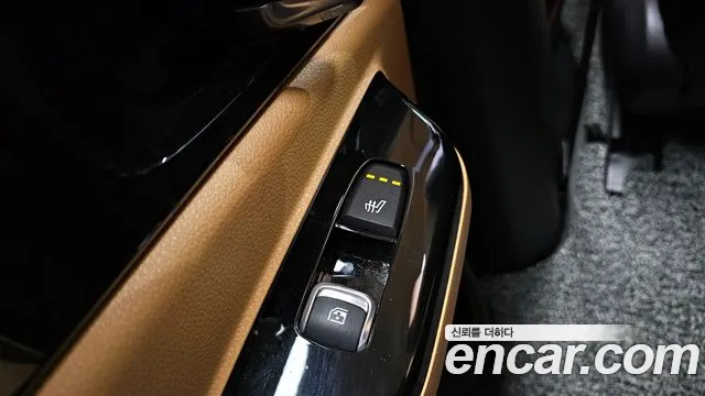 Kia Canival Carnival 4 поколение Дизель 9 мест Signature — Фото автомобиля 18