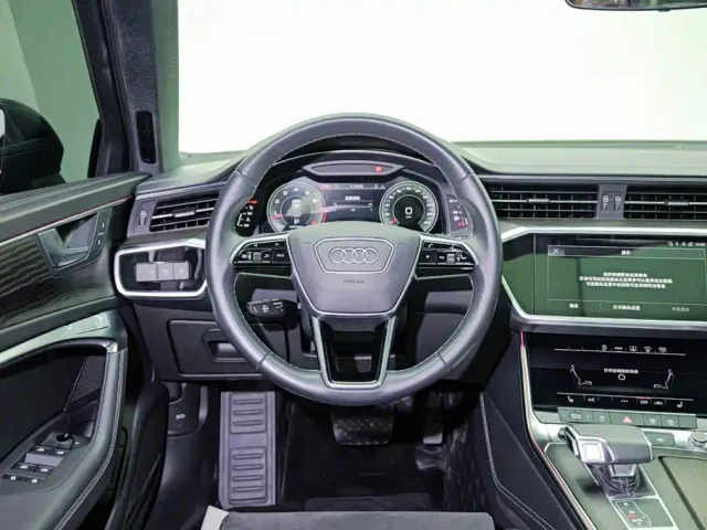 Audi A6L — Фото автомобиля 9