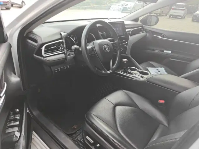Toyota Camry — Фото автомобиля 15