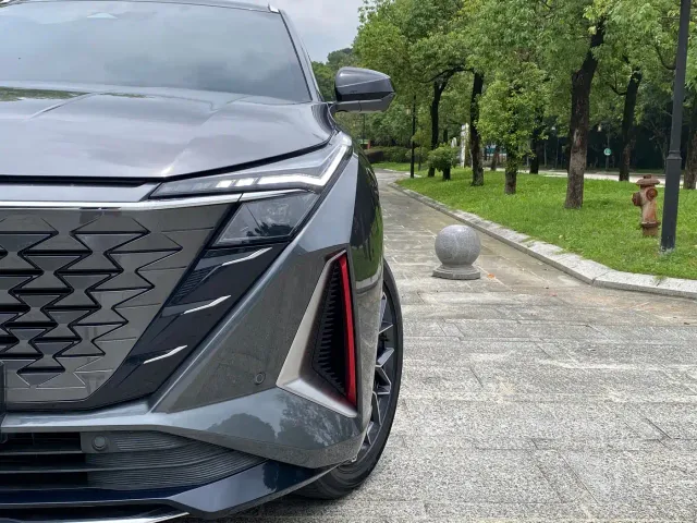 Changan Z6 — Фото автомобиля 4