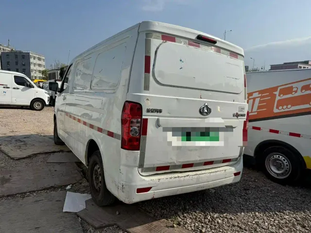 Changan Ruixing EM60 — Фото автомобиля 9